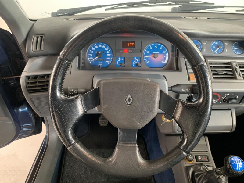Renault Clio Williams 2.0 16V Nr 1081