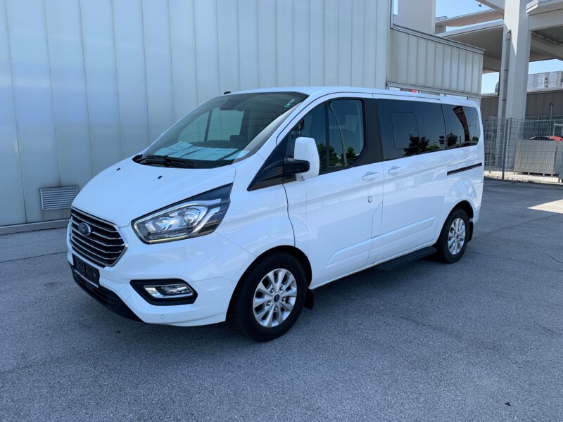 Ford Tourneo Custom