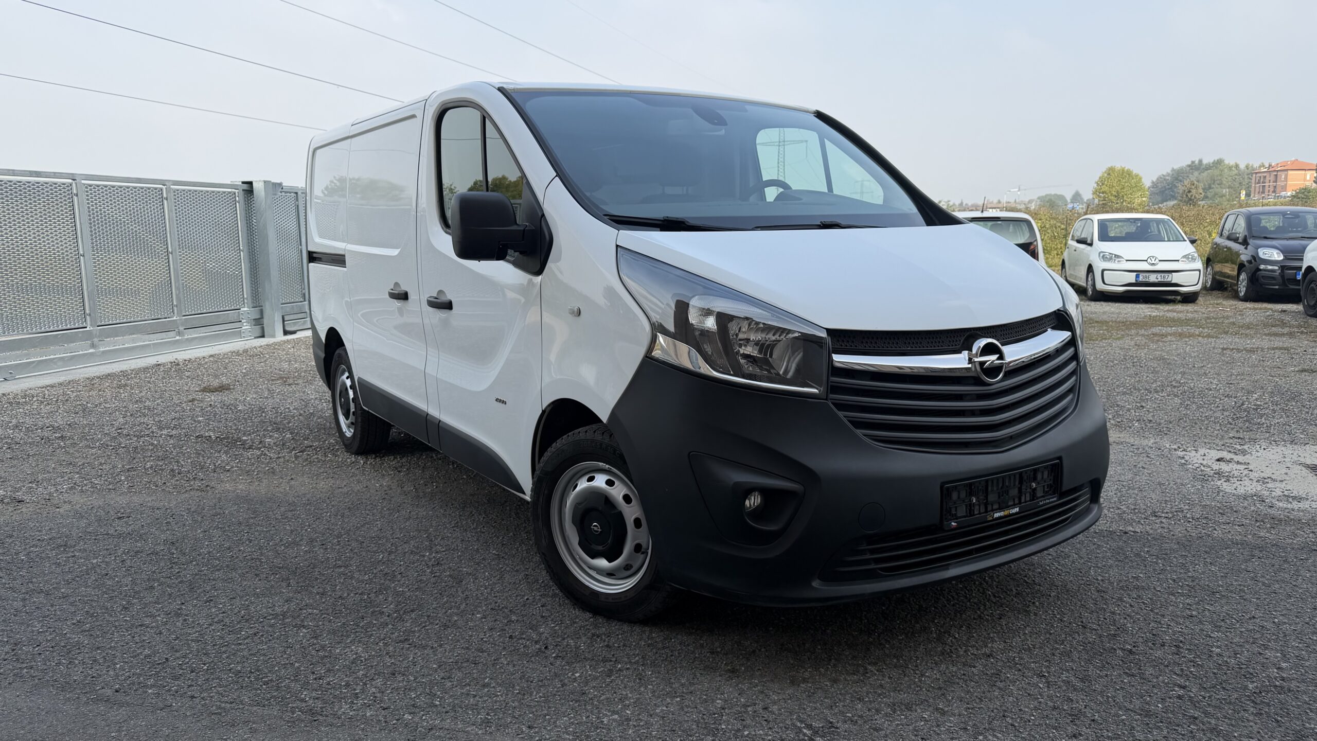 Opel Vivaro Furgone L1H1 solo 70.000 Km - immagine 6