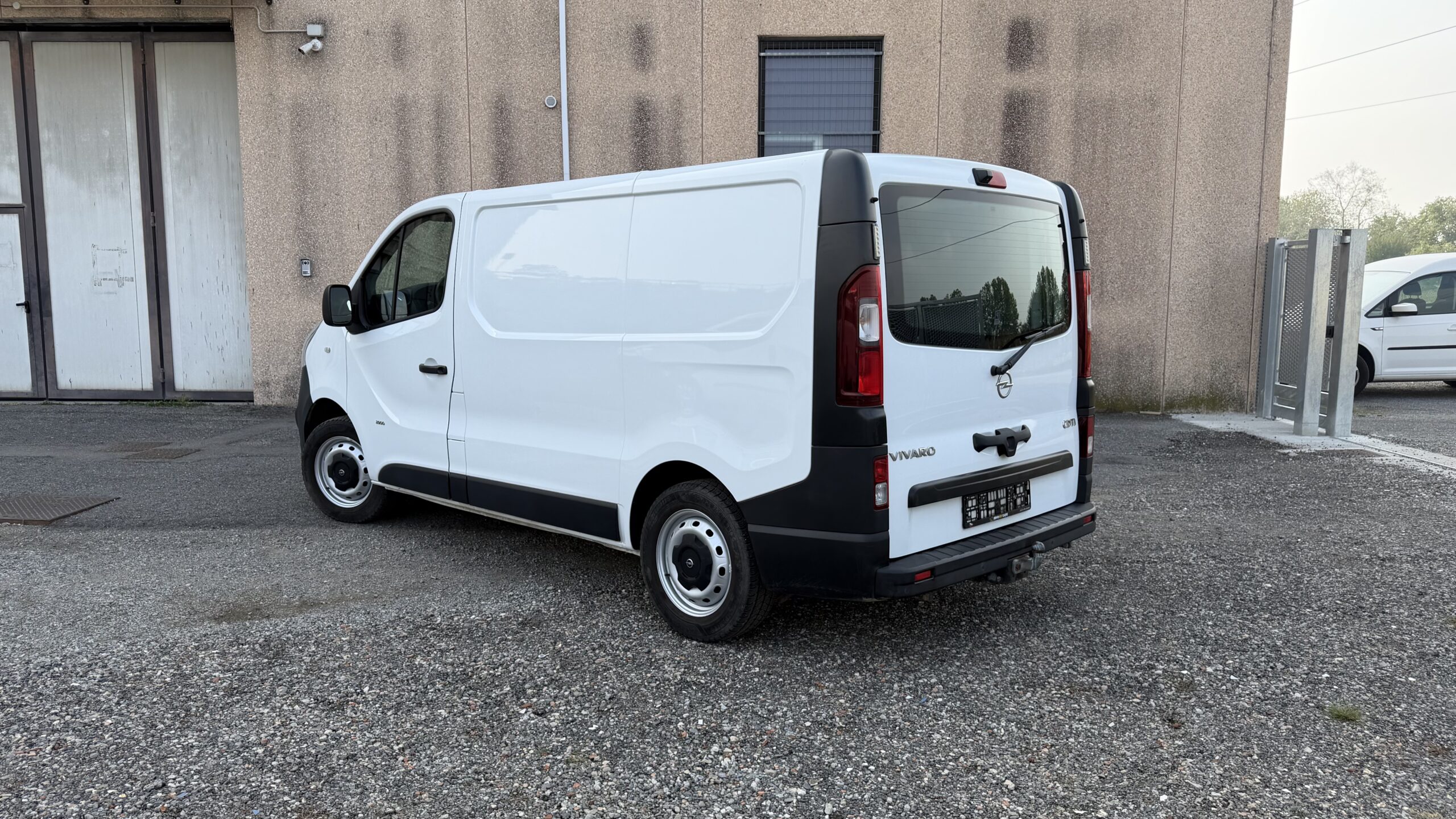 Opel Vivaro Furgone L1H1 solo 70.000 Km - immagine 25