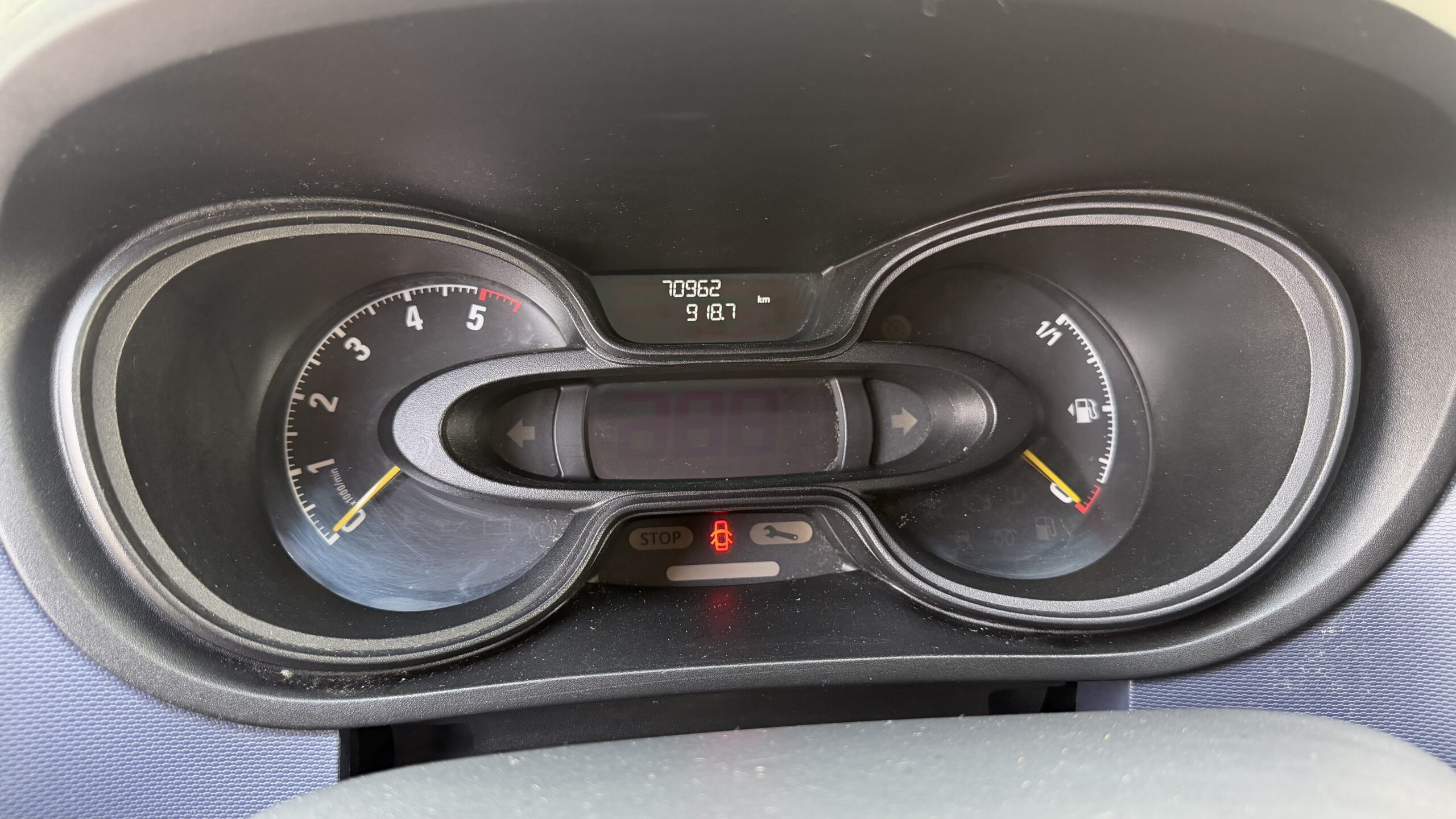 Opel Vivaro Furgone L1H1 solo 70.000 Km - immagine 9