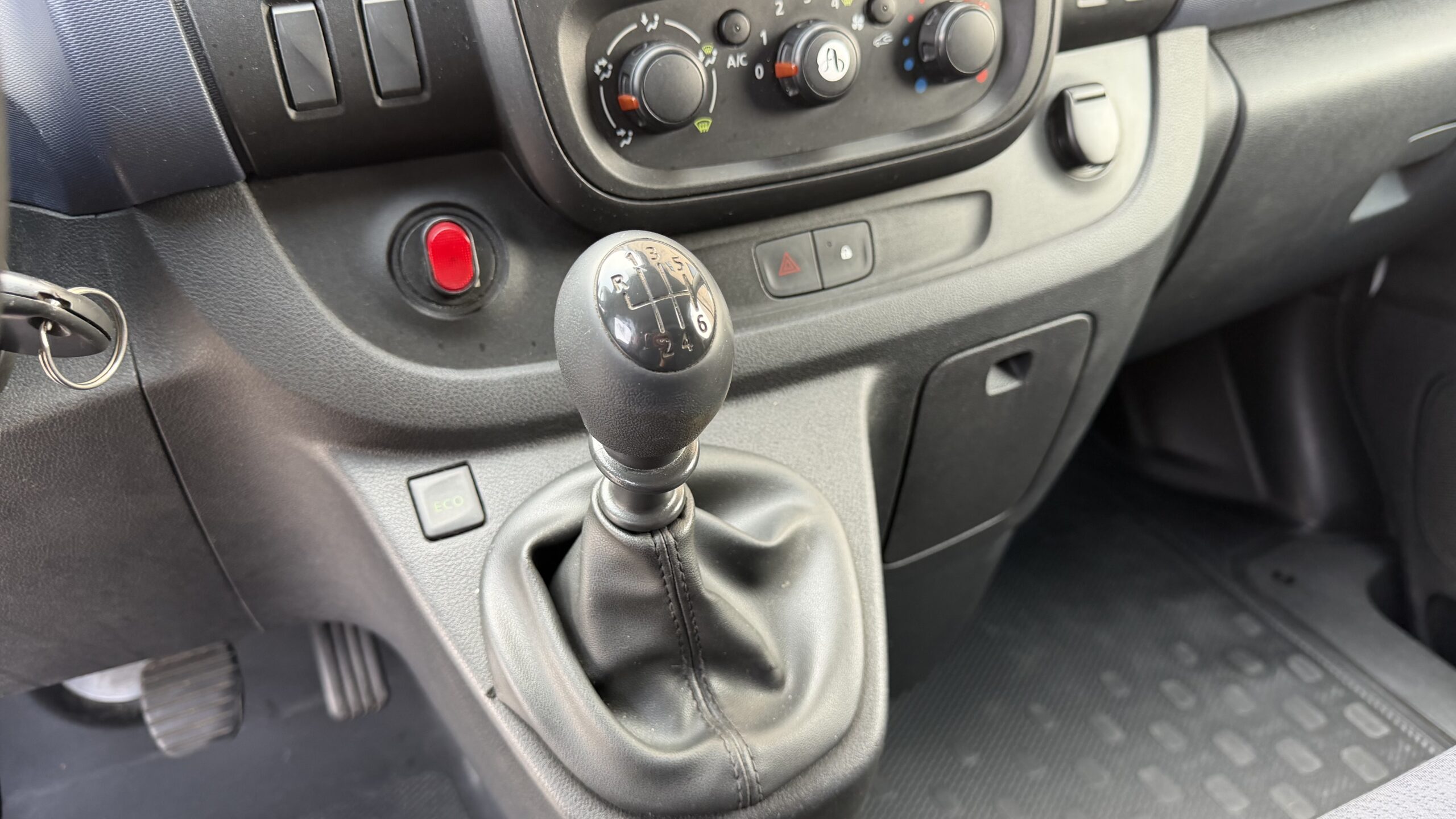 Opel Vivaro Furgone L1H1 solo 70.000 Km - immagine 11
